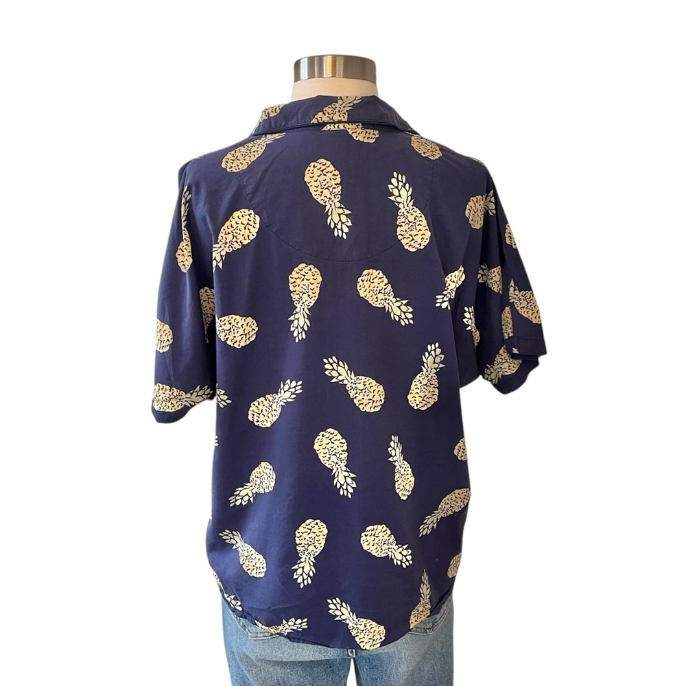 Uniqlo pineapple navy blue button down short sleeve shirt M - Picture 4 of 14